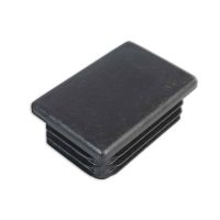 En rektangulær 60x40 mm sort plastik endehætte med ribbede sider, designet til at passe ind i åbningen af et rør eller et rør.