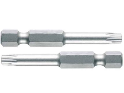 To vandret placerede Skruebit TX15 2stk med sølv, sekskantede former og splinede (stjerneformede) ender. Hver bit er identisk og viser en glat midtersektion og flade, sekskantede former nær begge ender. Disse skruetrækkerbits bruges almindeligvis til at trække skruer eller fastgørelseselementer.