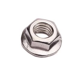 Nærbillede af en Låsemøtrik med Flange M6 - DIN 6923 Rustfri A2, der viser dens gevindforsynede inderring og flade, brede base designet til at fordele trykket over en overflade. Låsemøtrik har en skinnende, glat finish.