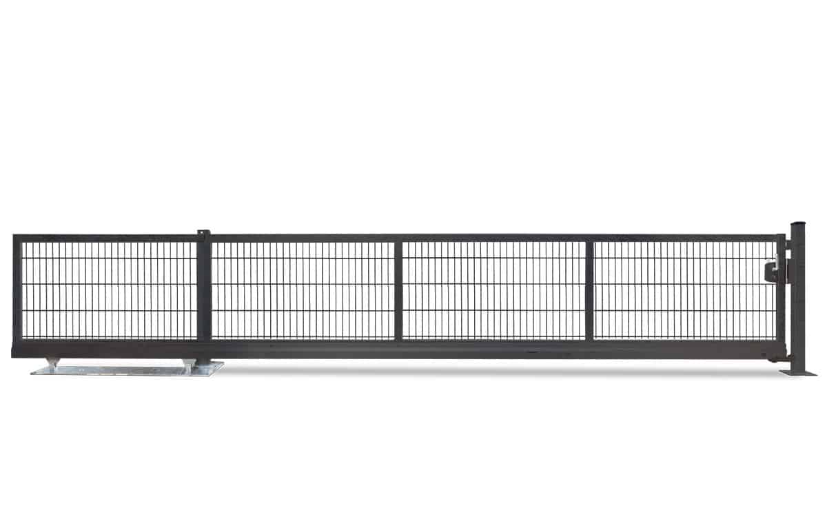 En slank, moderne sort skydeport fra V-Star EXTREME-kollektionen, lavet af metal med lodrette og vandrette stænger, er monteret på en flad base. Vist i sin lukkede position har den en høj stolpe på højre side og en sikker låsemekanisme fastgjort.