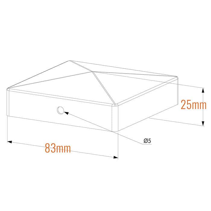 Isometrisk teknisk tegning af en rektangulær kasse toppet med et trekantet prisme, der ligner en Stolpehat Varm galvaniseret stål HDG 80x80mm. Dimensioner: 83 mm bredde, 25 mm højde. En cirkel med en diameter på 5 mm er på den ene side.
