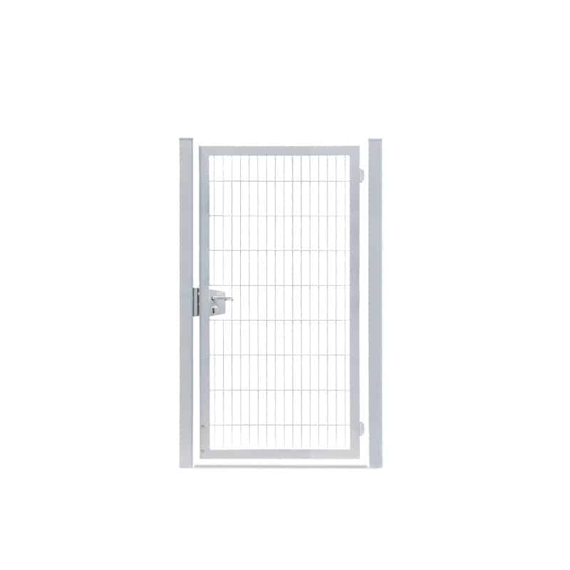 En hvid metal 2D Panellåge med en lodret ramme og et trådnet center. Denne galvaniserede port har en sølvlås på venstre side og har et enkelt, minimalistisk design, ideelt til haver eller boligejendomme. Billedets baggrund er almindelig hvid.