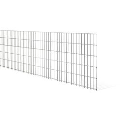 En lang sektion af galvaniseret metaltrådshegn med et rektangulært, gitterlignende mønster. Panelhegn er vist på en hvid baggrund uden synlige stolper eller understøtninger. 2D STANDARD perspektivvinklen viser hegnets længde og dybde.