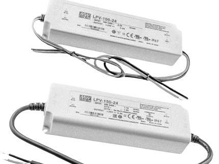 Sort/hvid billede af to Mean Well-strømforsyningsenheder (LPV-100-24 og LPV-150-24) brugt i ZQUARE LED Transformatorer til Forskellige Lysopstillinger. Hver enhed viser input- og outputspecifikationer, certificeringslogoer og har udvidede strømkabler til tilslutninger.