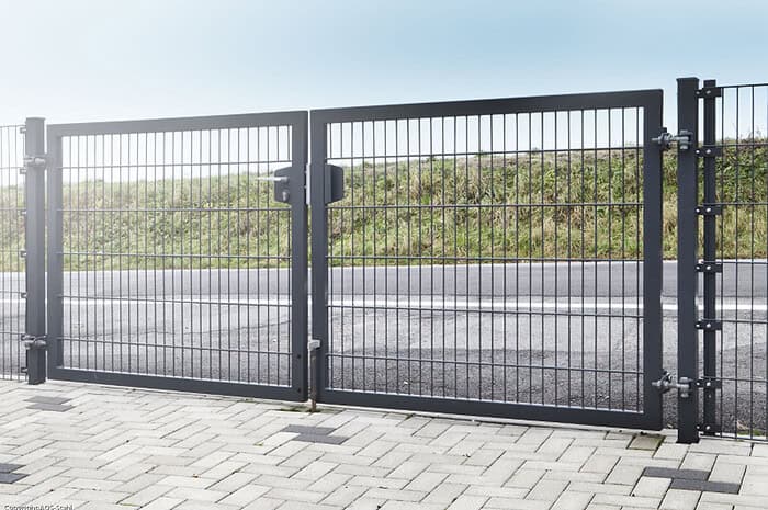 VARIO Trend dobbeltlåge i antracit i åbent landskab