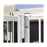 Locinox MAMMOTH-HD-2 i sølvgrå monteret på hvid aluminiumslåge
